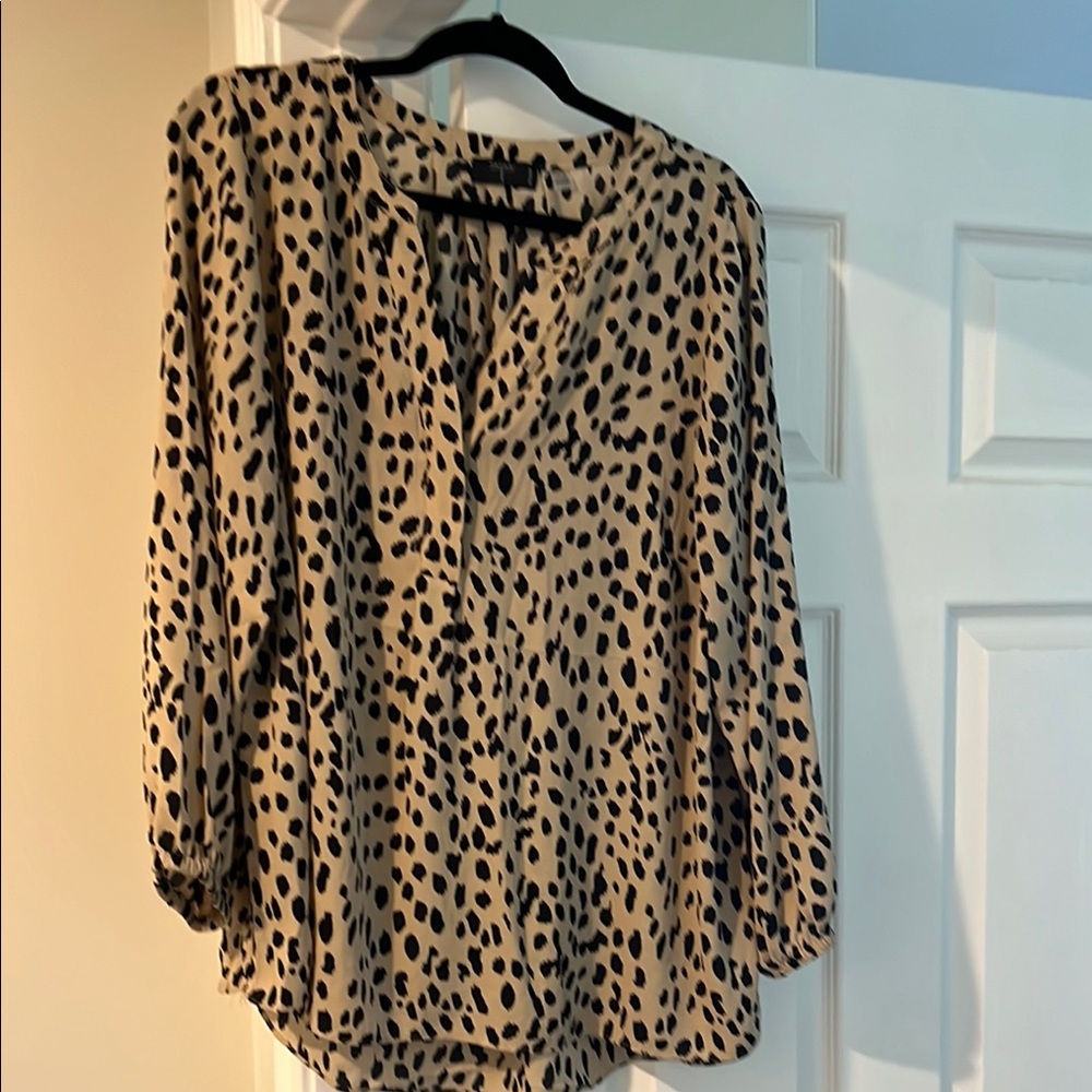 Tahari Stylish Leopard Print Blouse